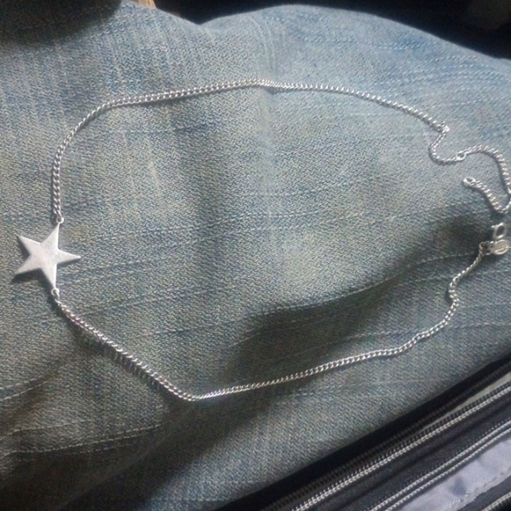 Vintage Avon star necklace
